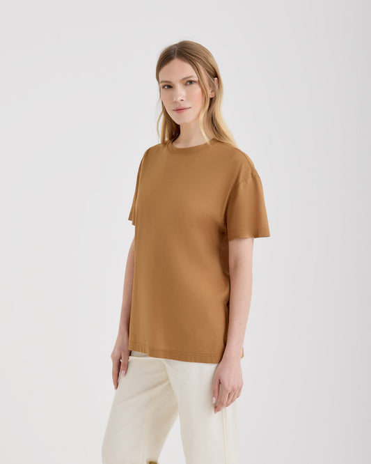 T-shirt over Cammello chiaro | Filippo De Laurentiis T-shirt over Cammello chiaro | Filippo De Laurentiis