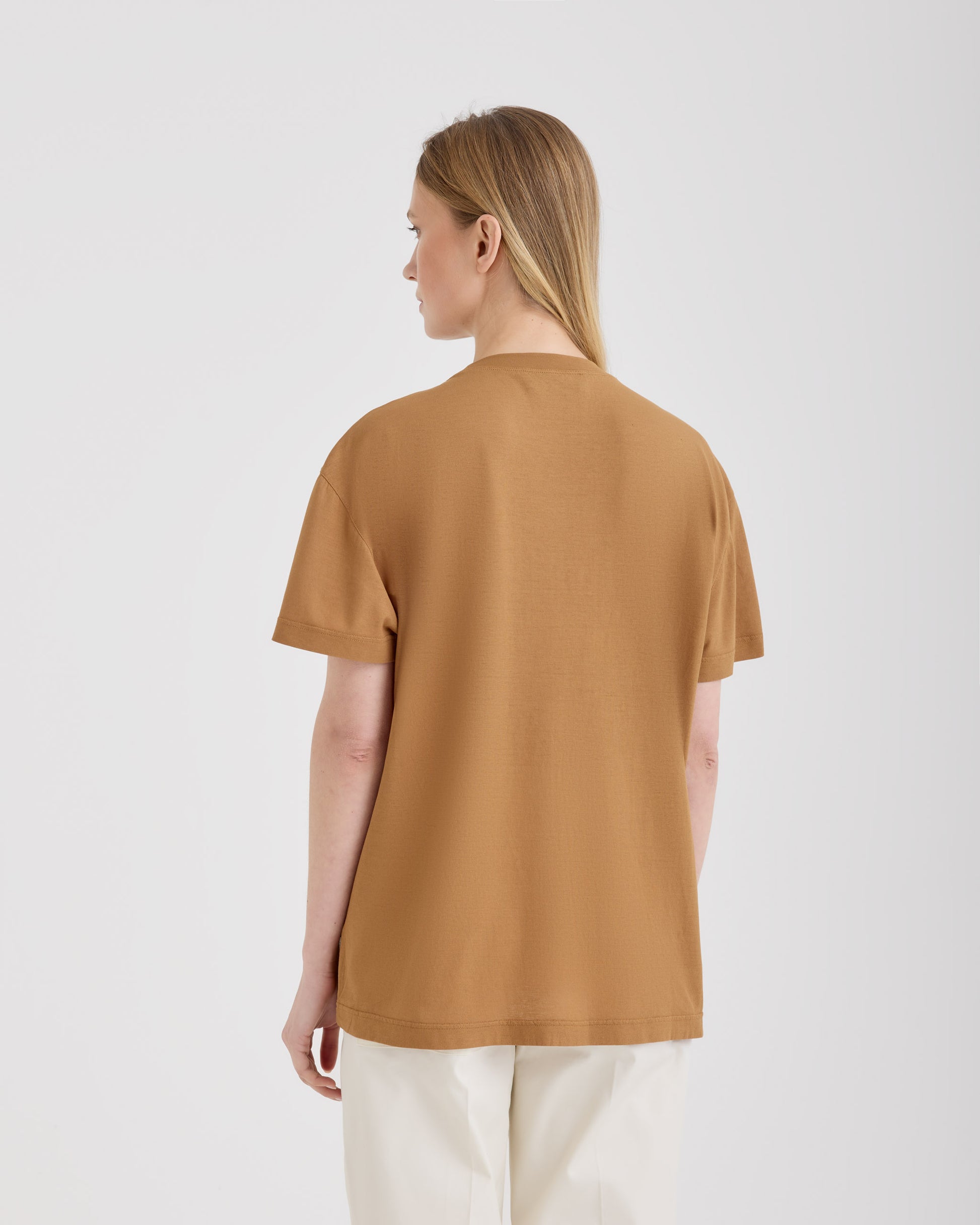 T-shirt over Cammello chiaro | Filippo De Laurentiis
