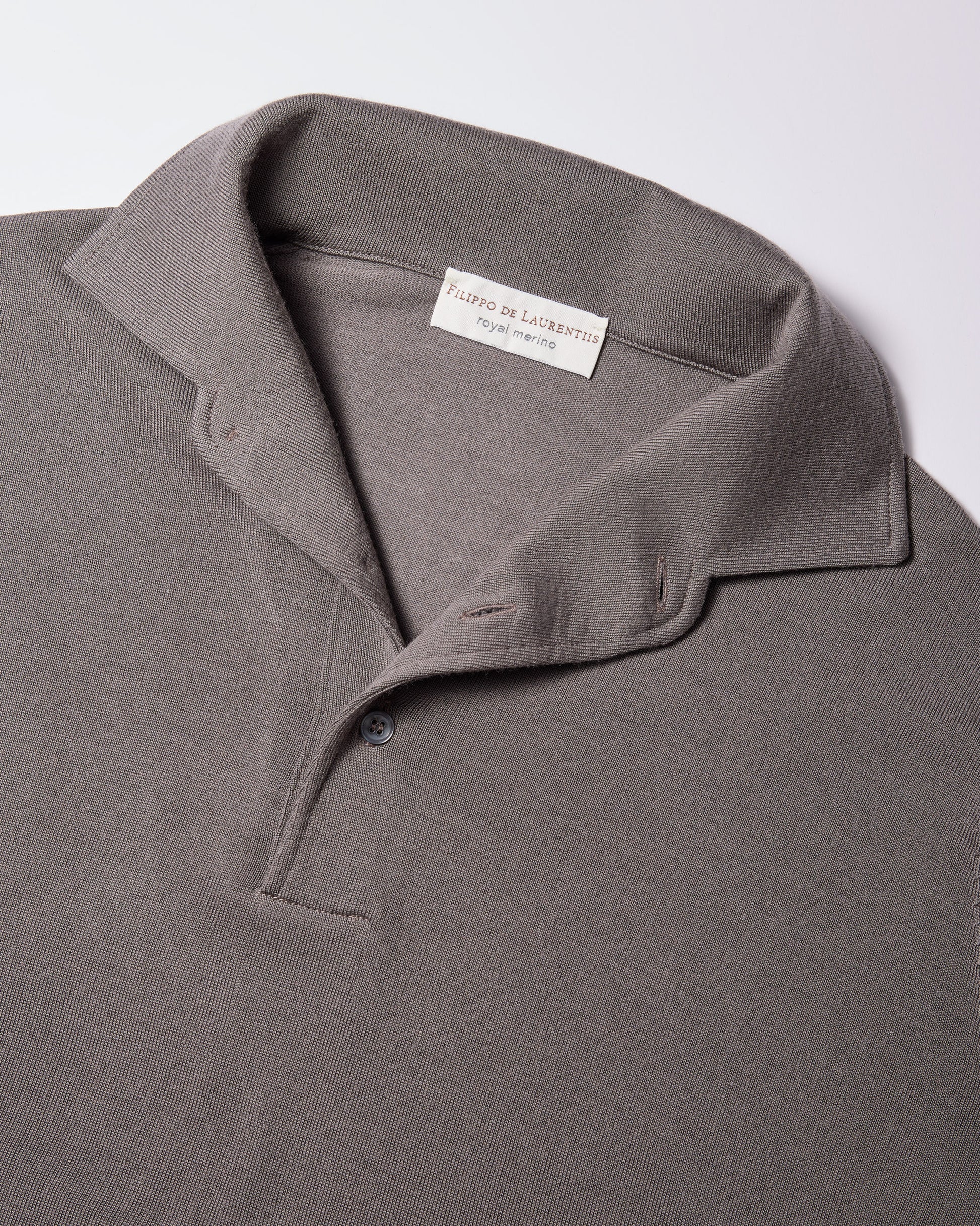 One piece collar polo sweater Taupe | Filippo De Laurentiis