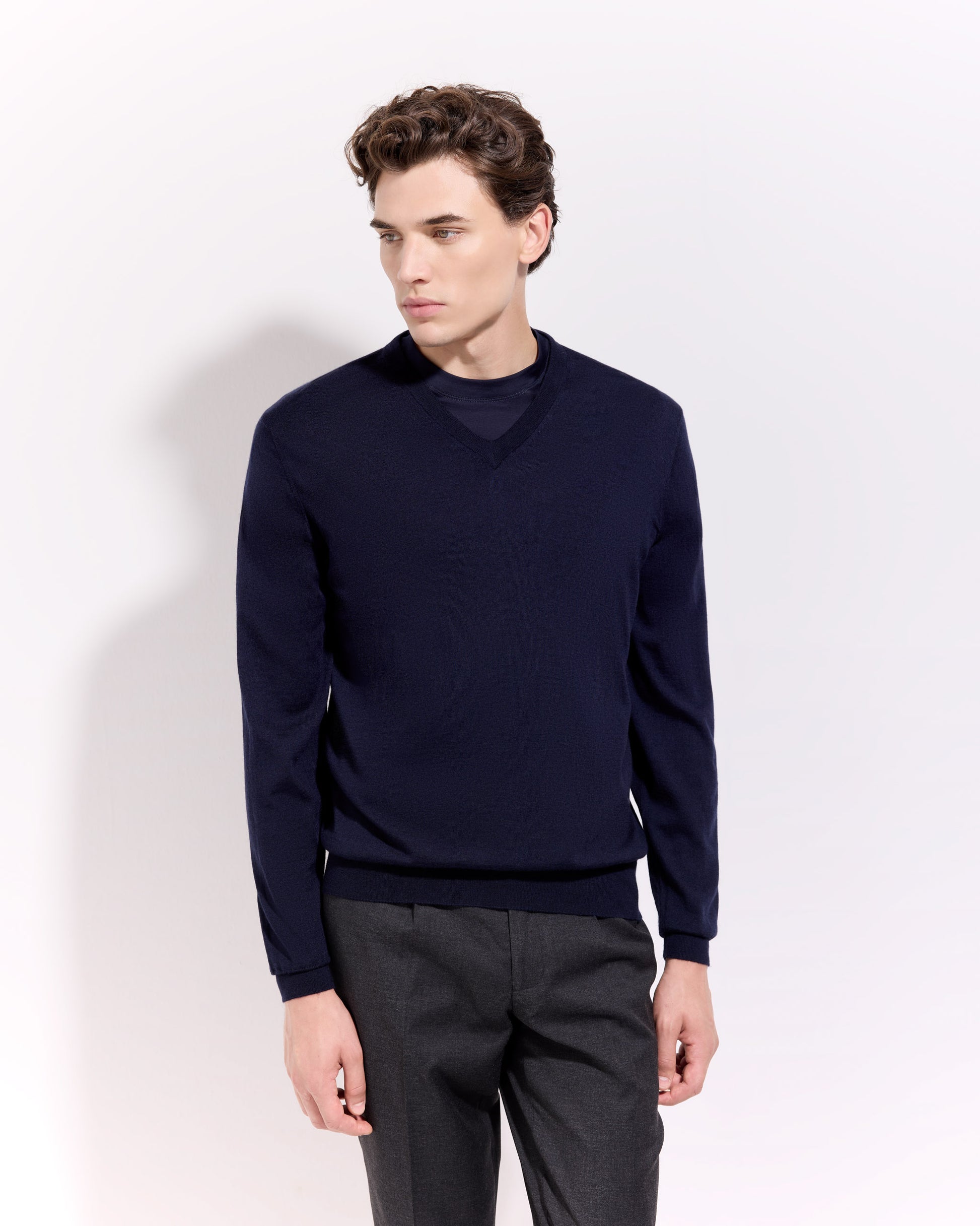 Scollo v Blu navy | Filippo De Laurentiis